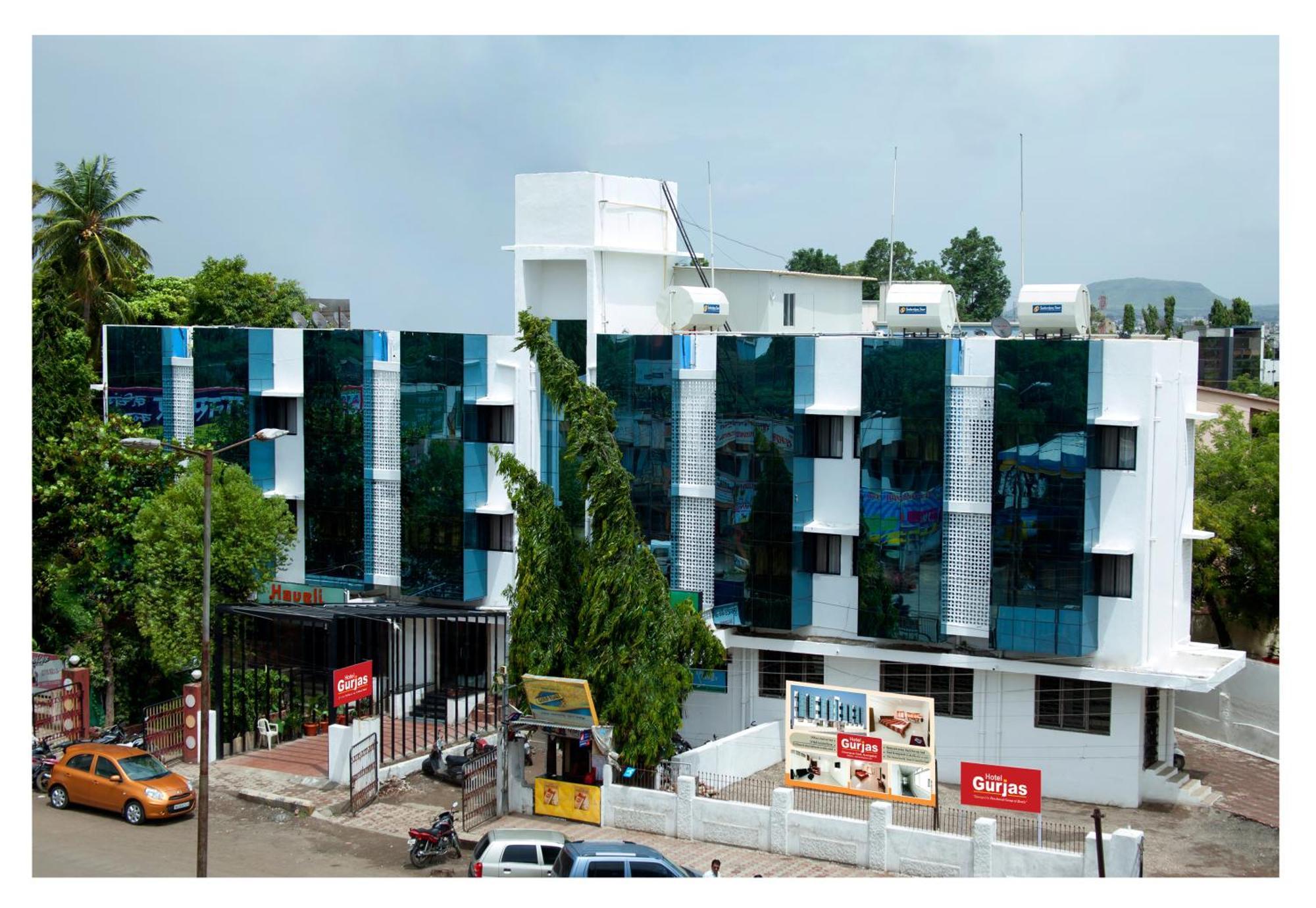 Hotel Gurjas 奥兰加巴德 外观 照片